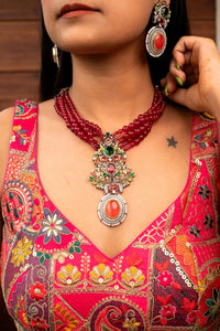 Zenobia Red Antique Choker