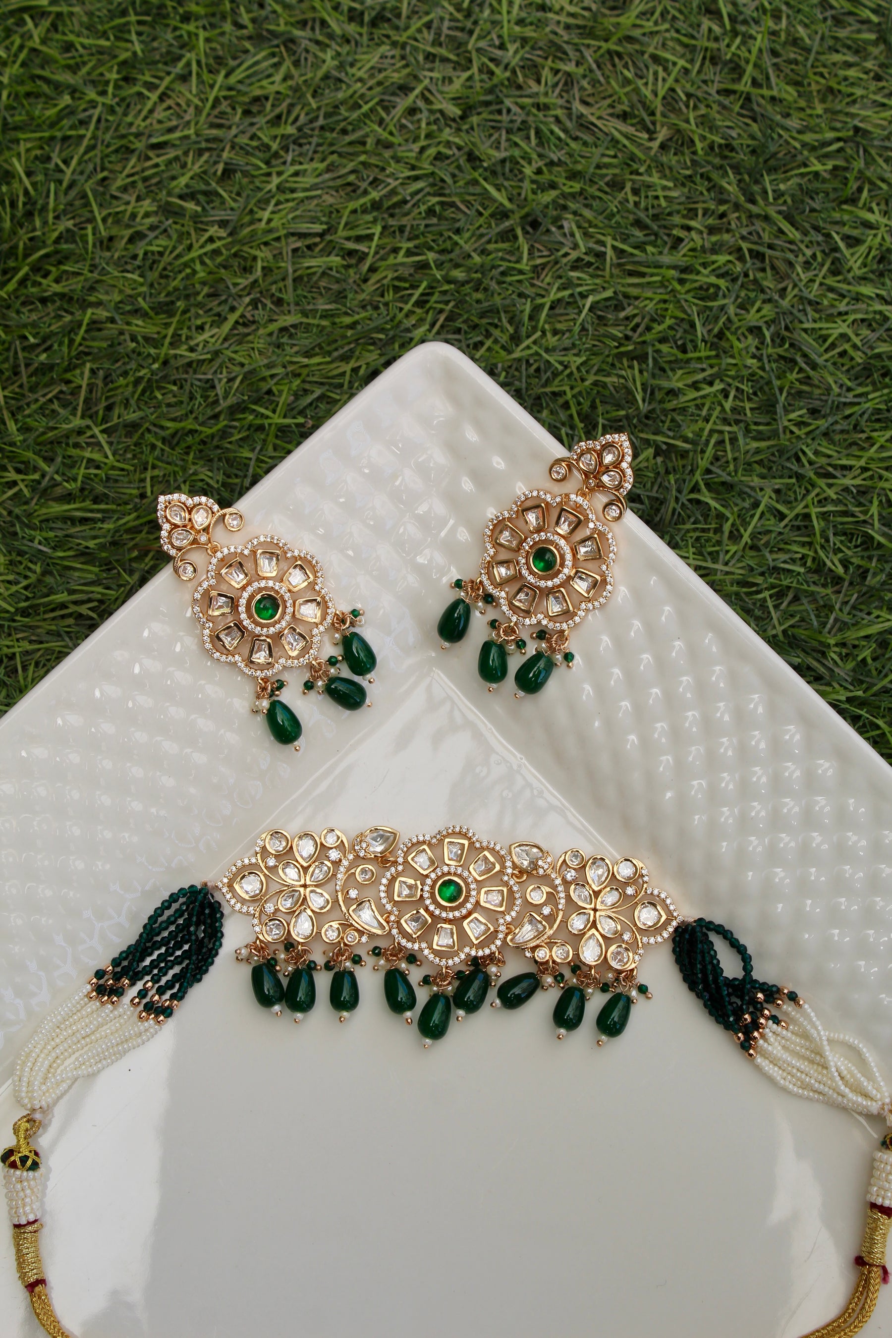 Zeena Polki Choker Set